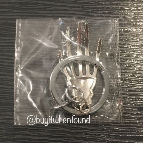 Skeleton Hand Steam Punk Gothic Skull Keychain - Picture 4 of 6